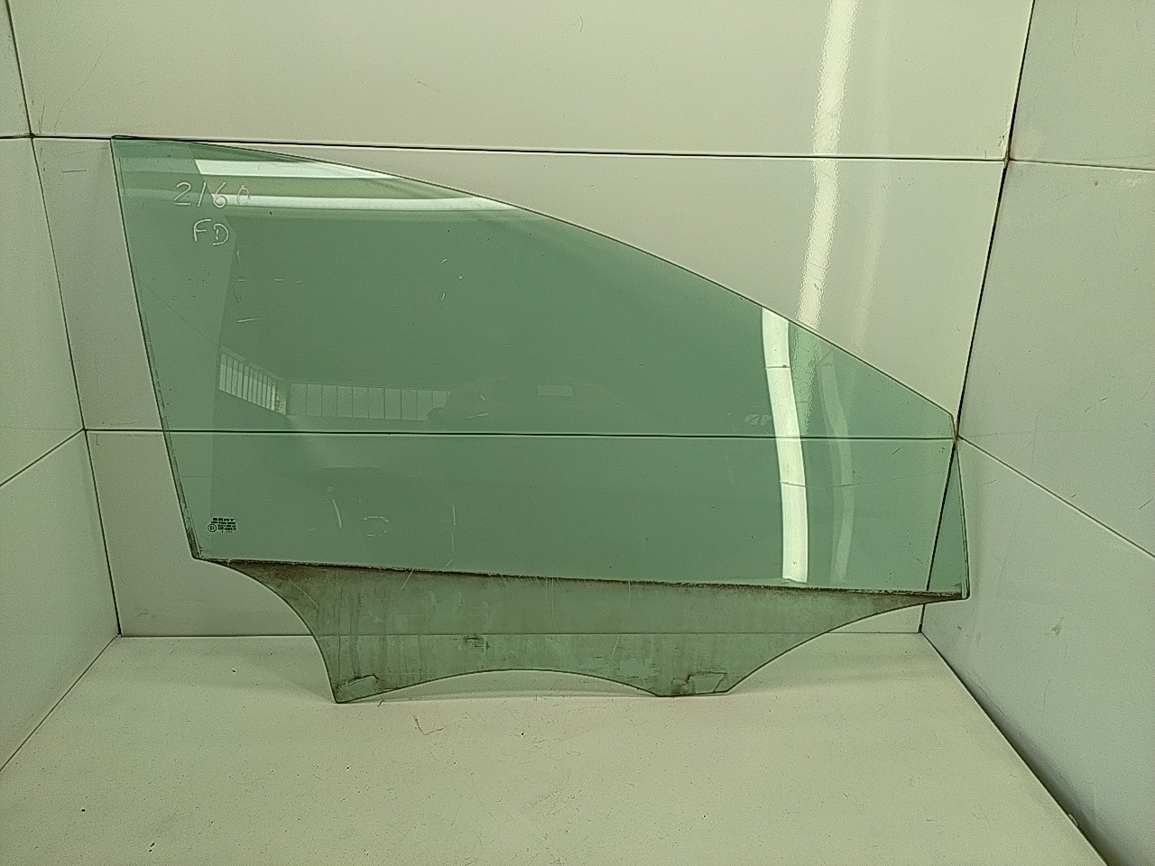 Vidro porta frente direita (20197804).