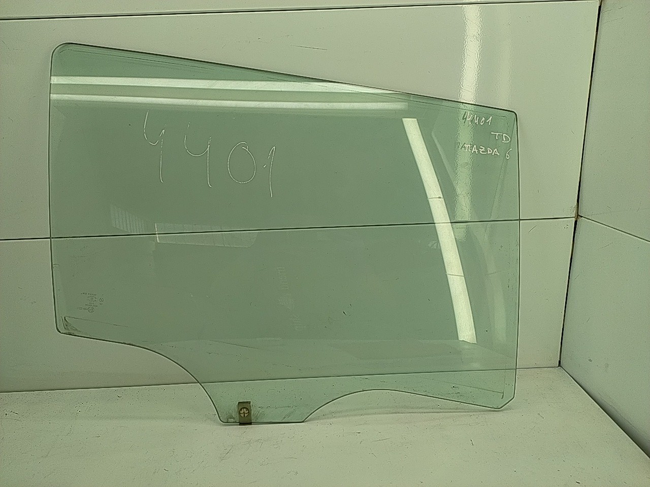 Vidro porta tras direita (20261323).