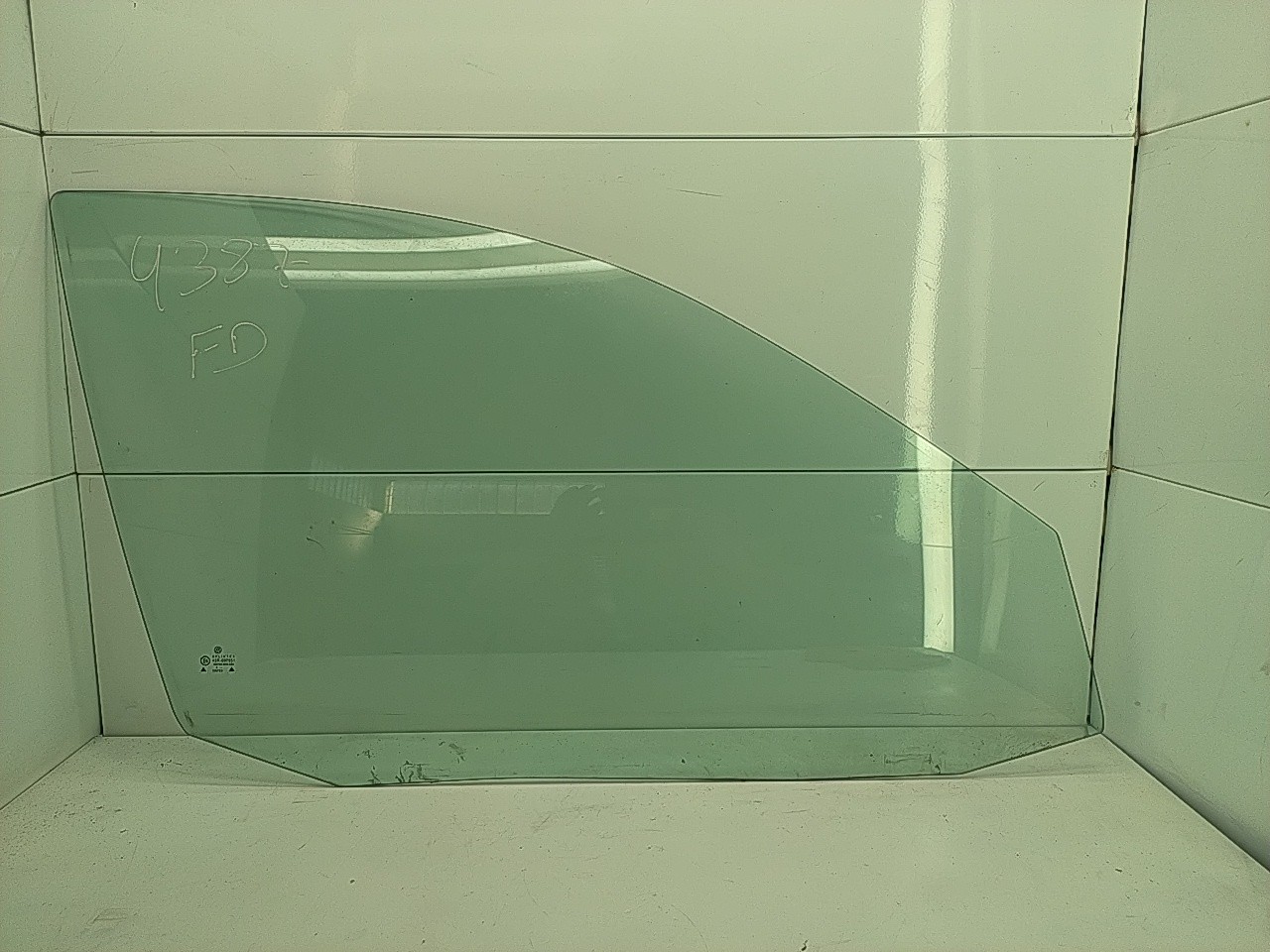 Vidro porta frente direita (20251366).