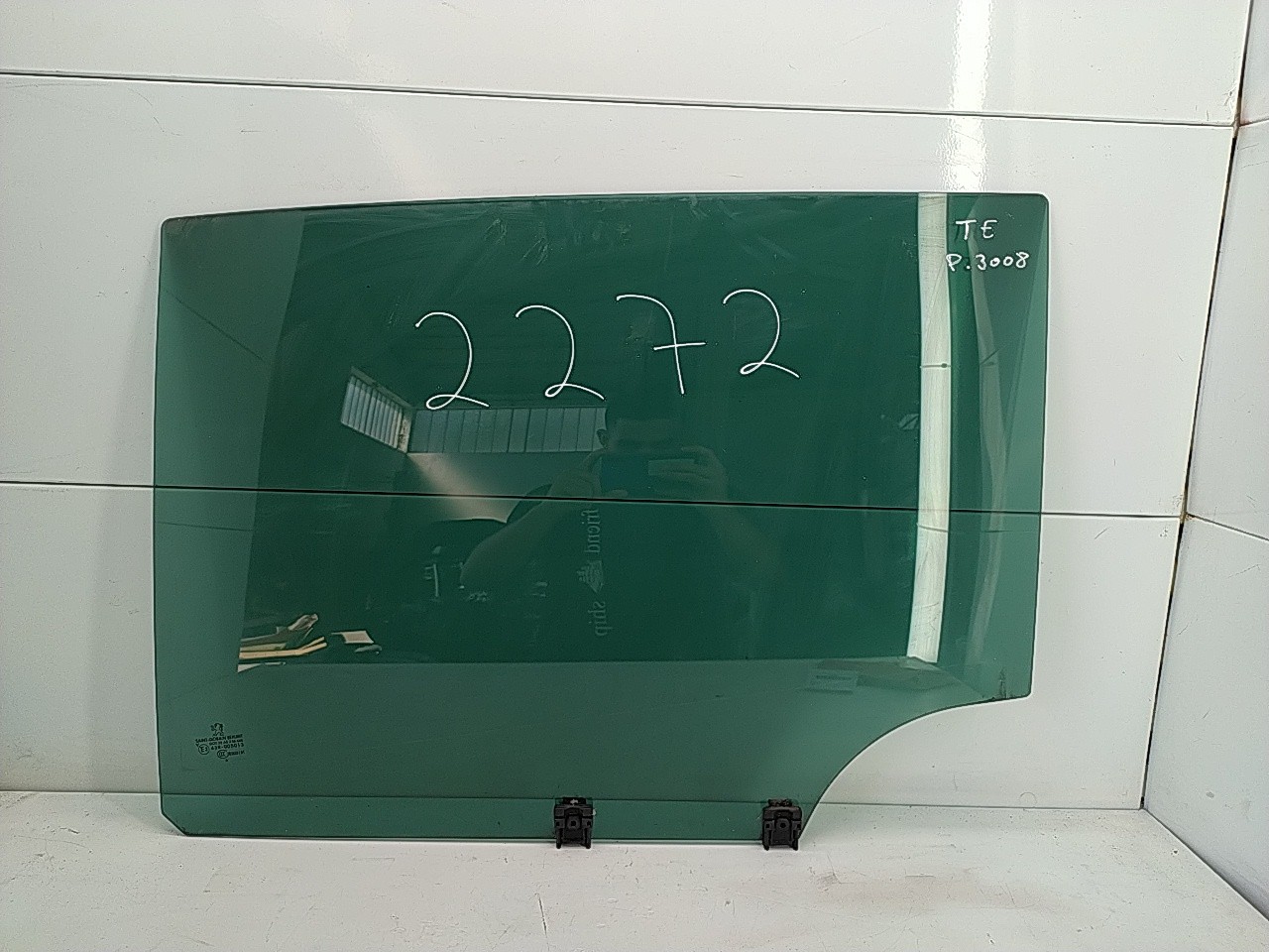 Vidro porta tras esquerda (20268245).