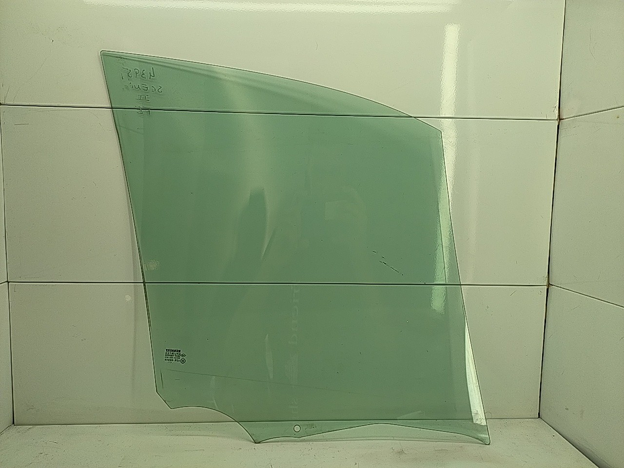 Vidro porta frente esquerda (20268246).