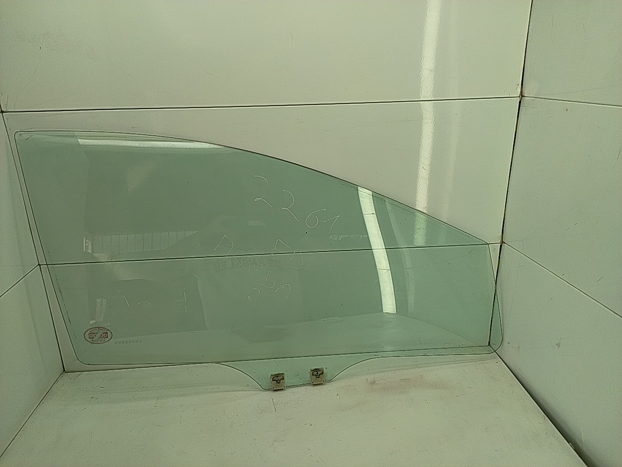 Vidro porta frente direita (20268251).