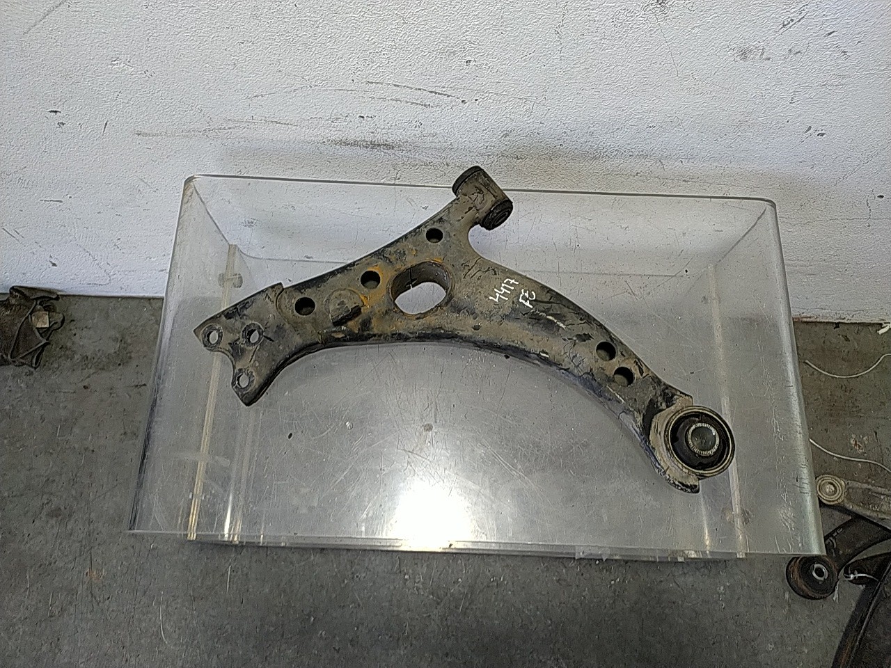 Braço suspensão frente esquerdo (20267453).