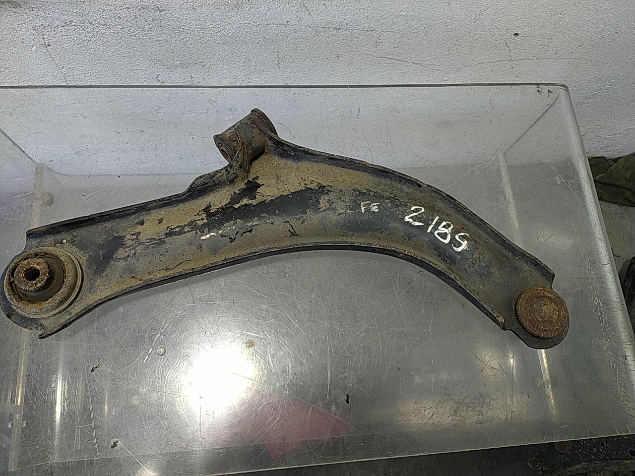 Braço suspensão frente esquerdo (20268292).