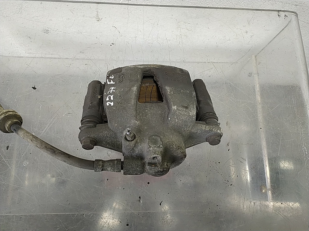 Pinça frente esquerda (20268310).