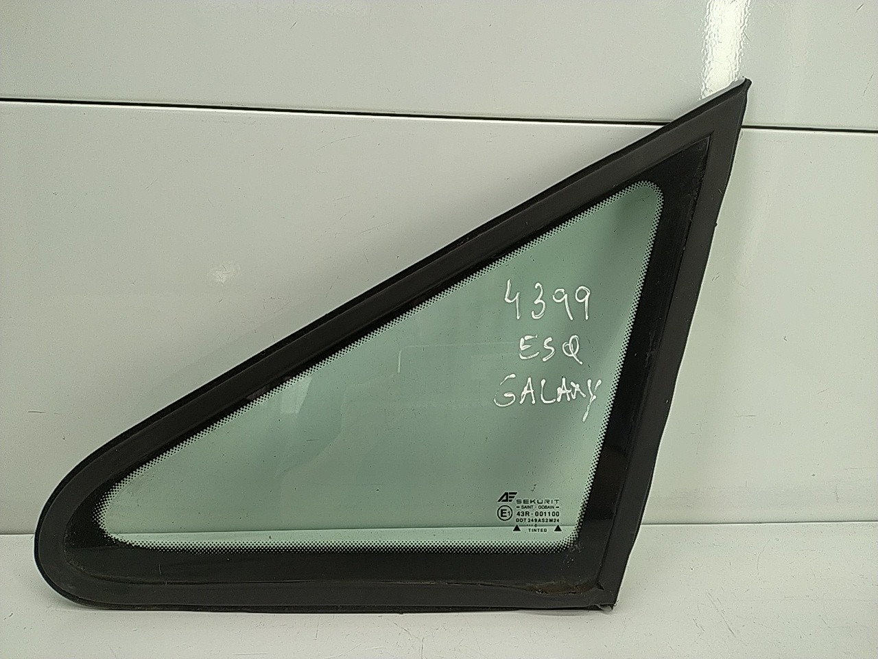 Vidro porta tras esquerda (20268329).