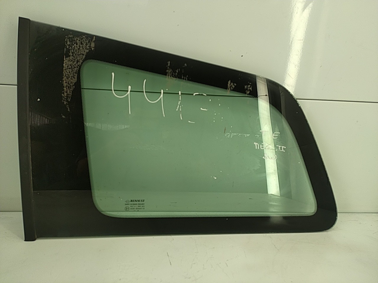 Vidro porta tras esquerda (20265085).