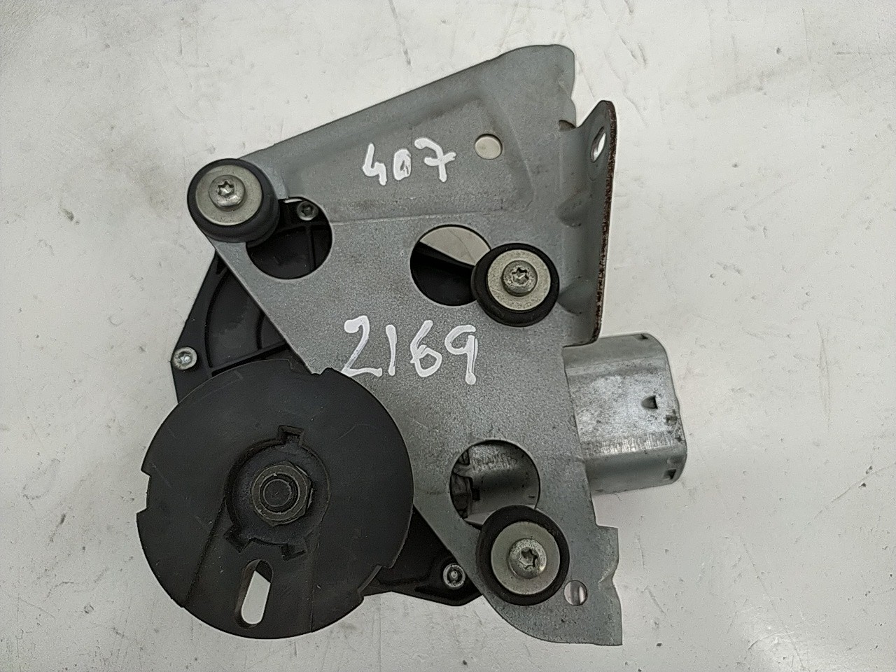 Motor limpa vidros tras (20268404).