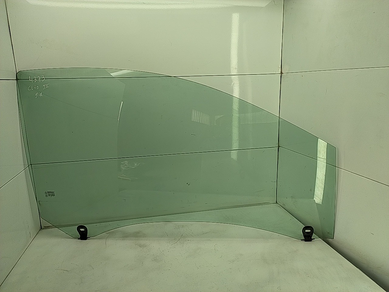 Vidro porta frente direita (20244096).