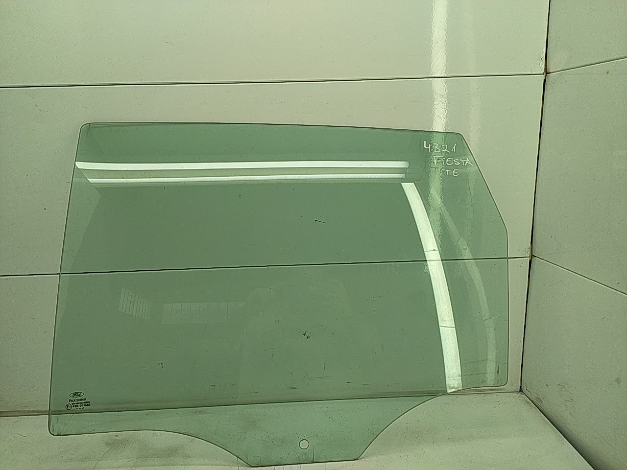 Vidro porta tras esquerda (20268418).