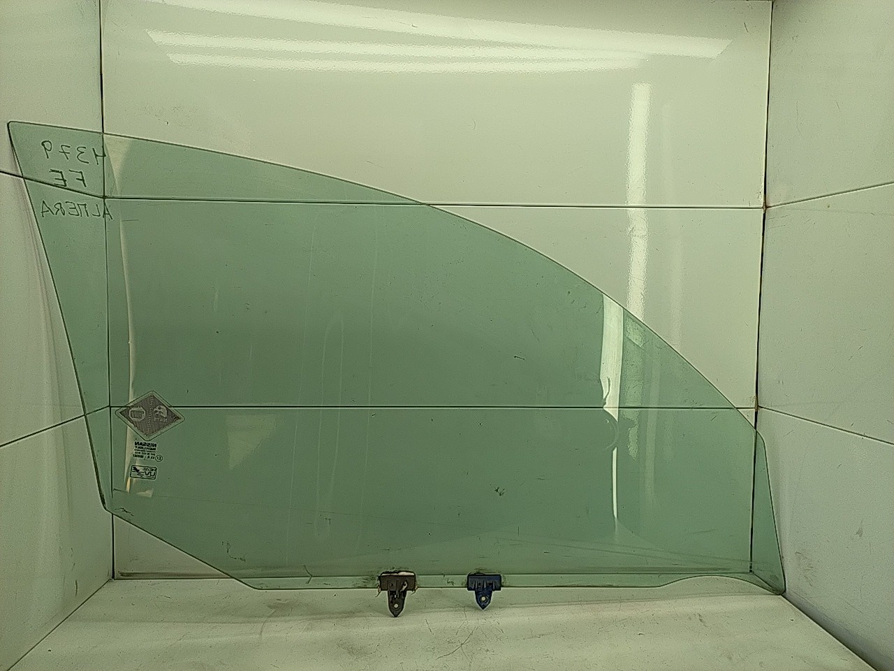 Vidro porta frente esquerda (20268428).