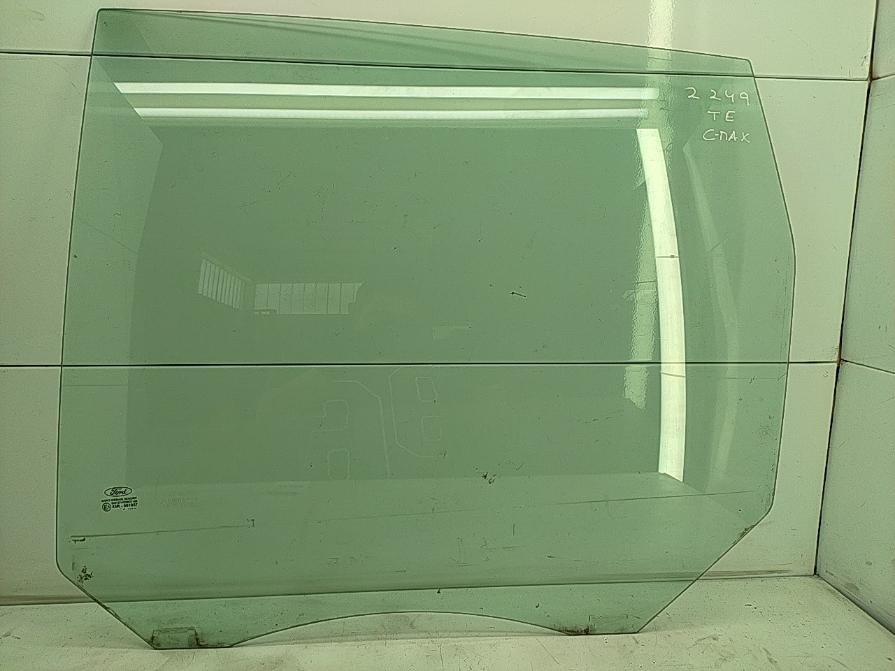 Vidro porta tras direita (20268434).