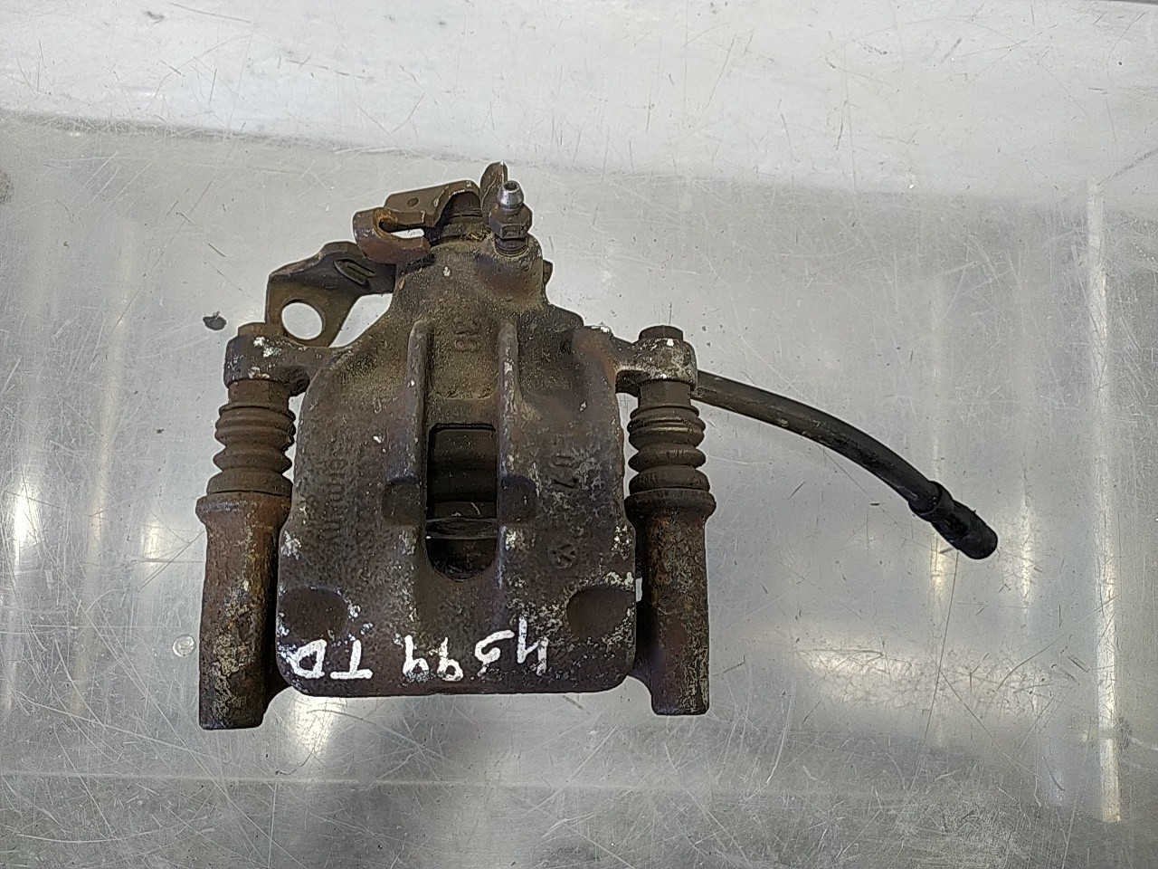 Pinça tras direita (20259334).