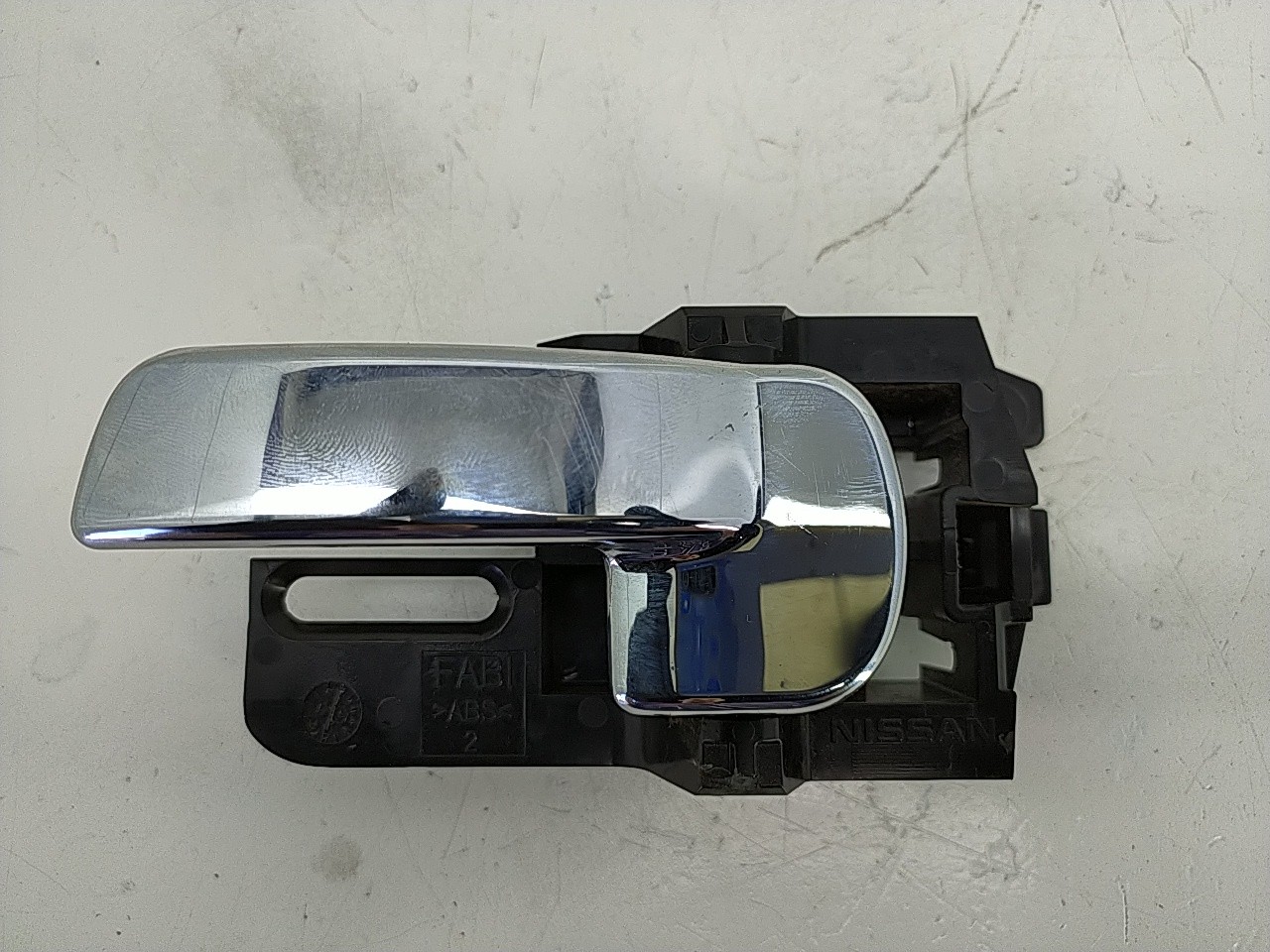 Puxador interior tras esquerdo (20268447).