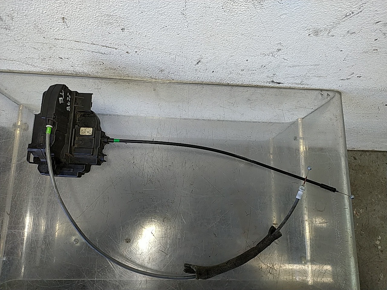 Puxador tras esquerdo (20268444).