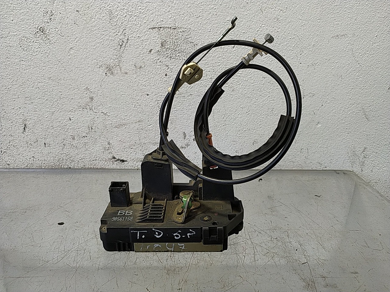 Fecho porta  tras direito (20268456).