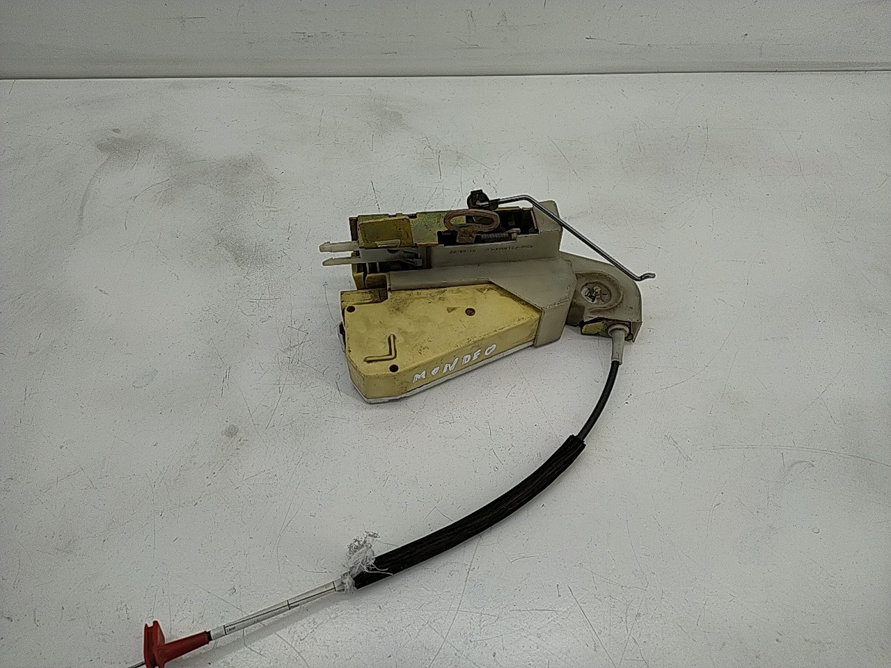 Fecho porta  fte dto (20268457).