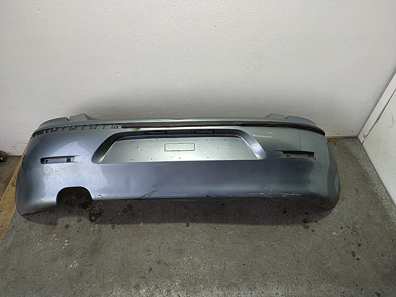 Para choques traseiro (20231099).