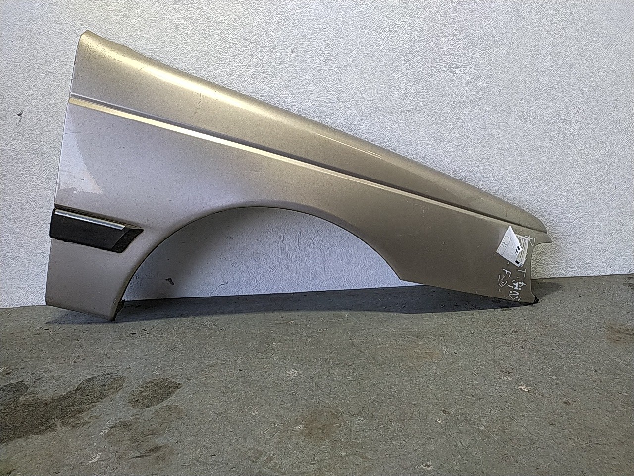 Guarda lamas direito (121563).