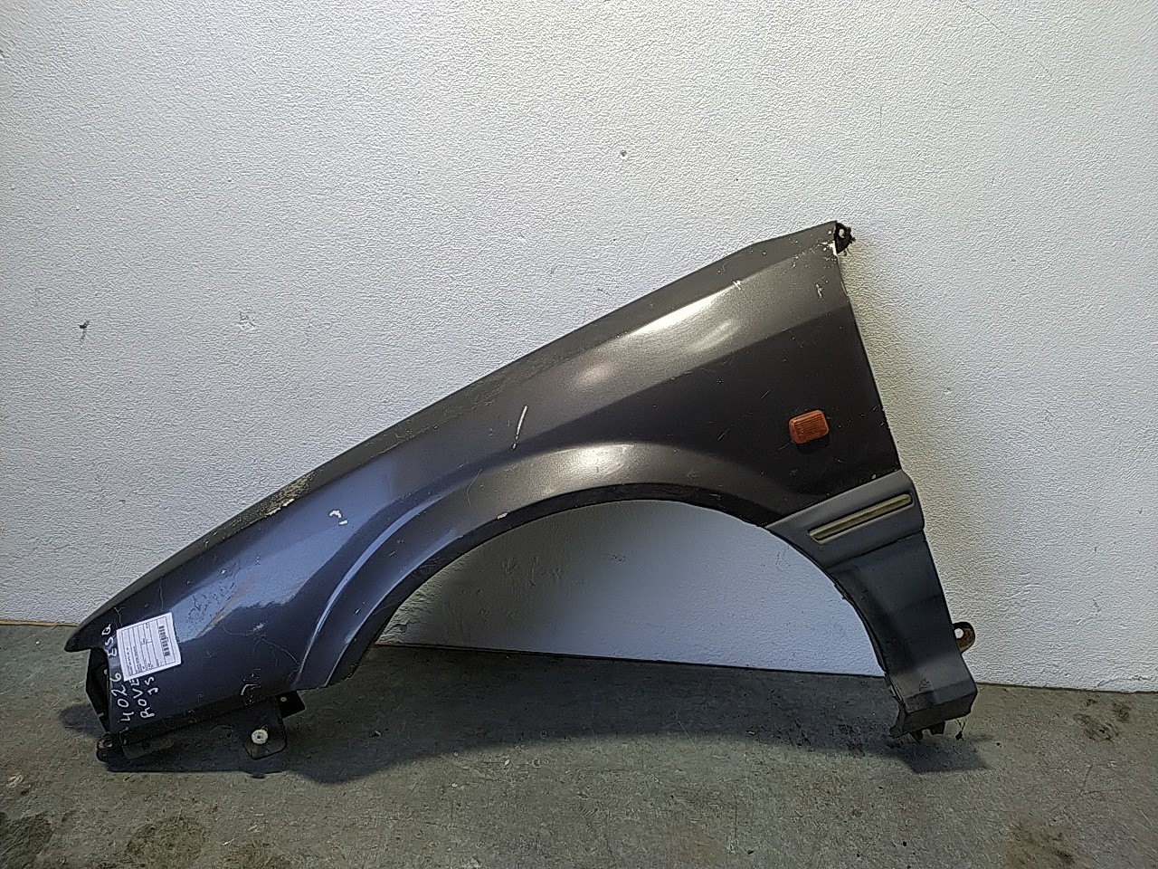 Guarda lamas esquerdo (119068).