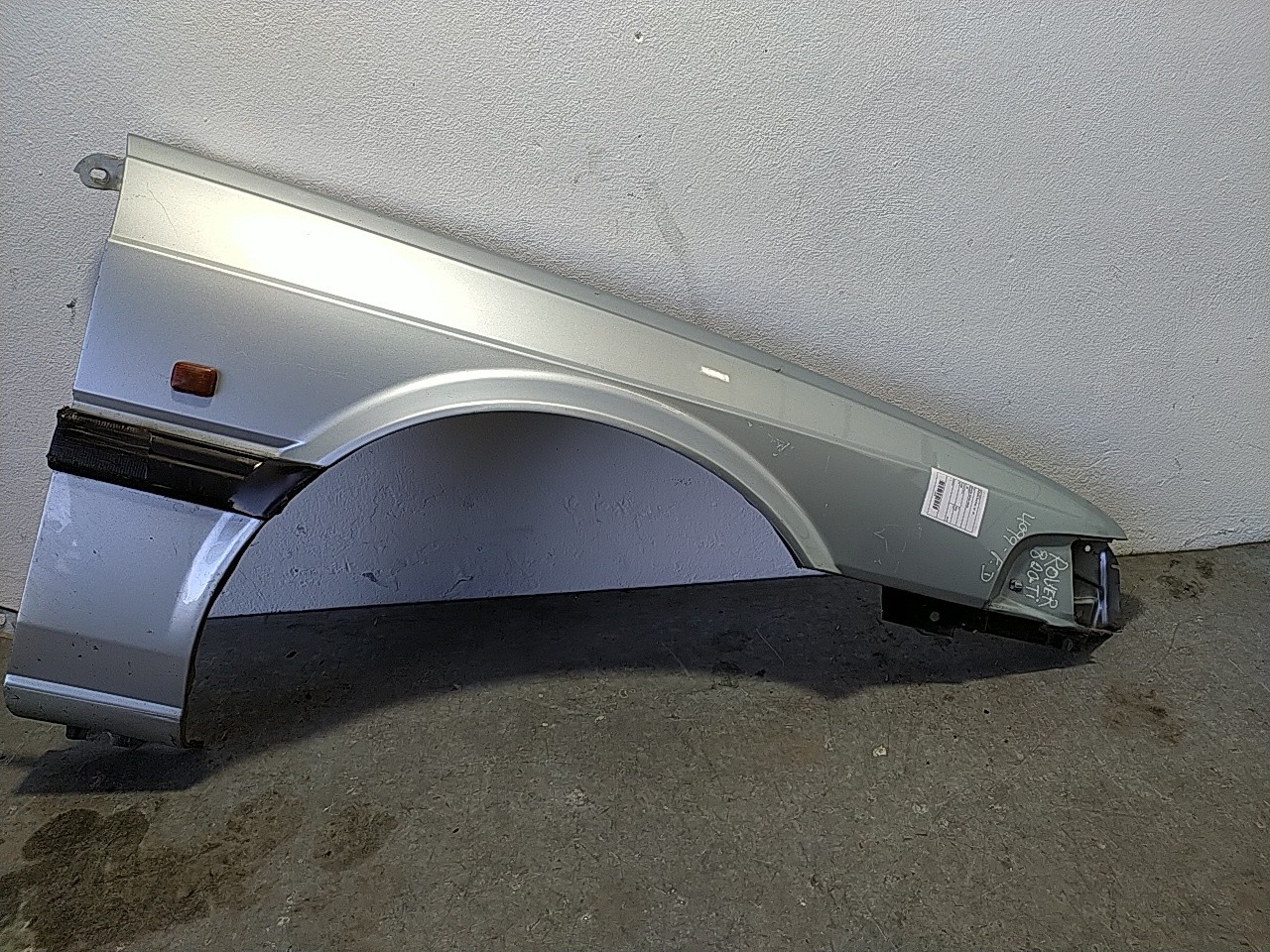 Guarda lamas direito (108029).