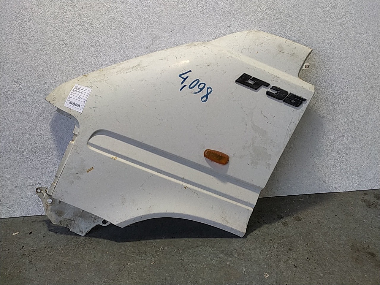 Guarda lamas esquerdo (119240).