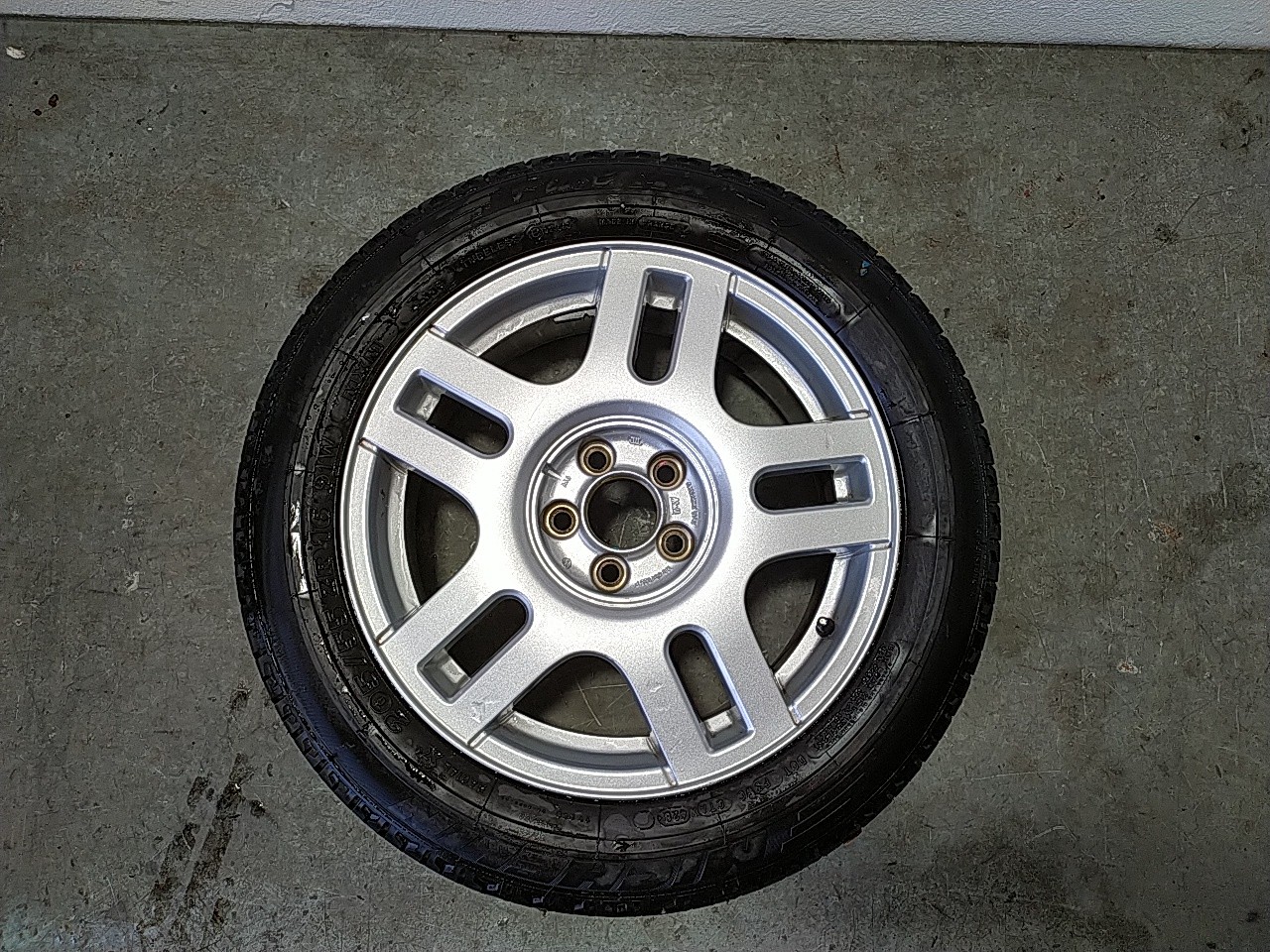 Pneu Sobresselente (20269920).