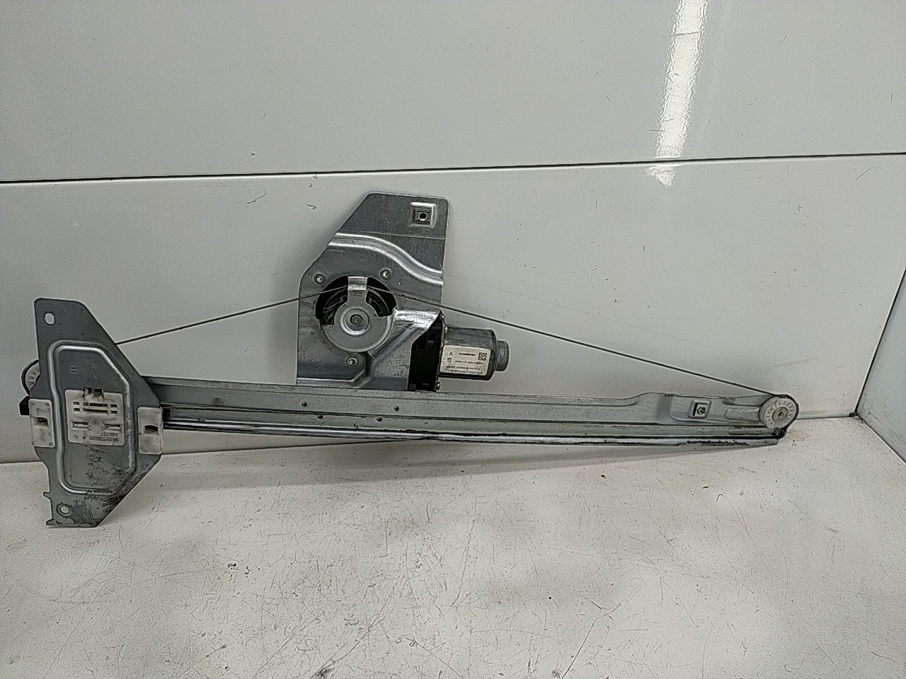 Elevador elect fte dto (20270024).