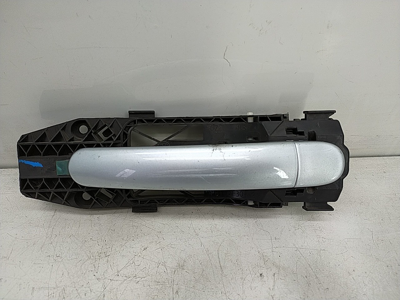 Puxador tras esquerdo (20197767).