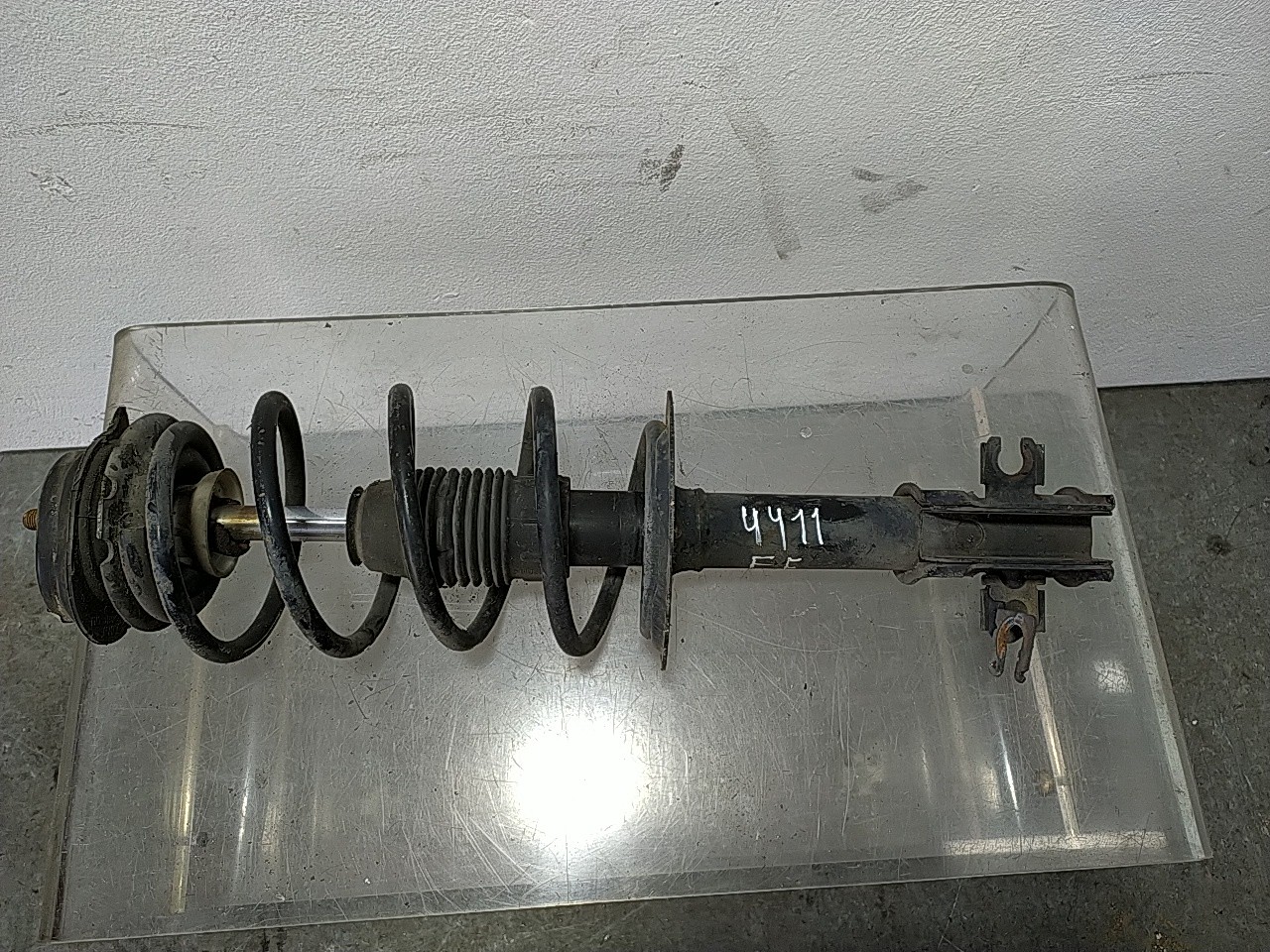 Amortecedor fte esq (20263713).