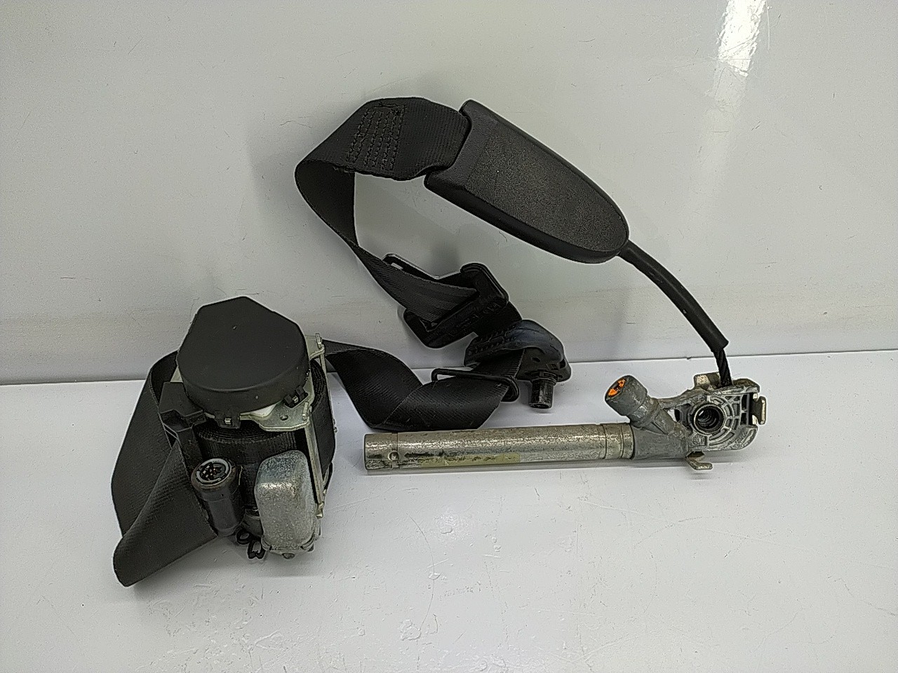 Cinto fte esq pre tensor