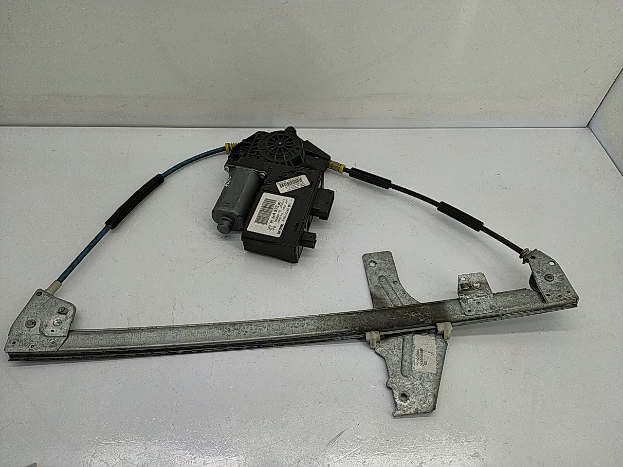 Elevador elect fte esq (20261423).