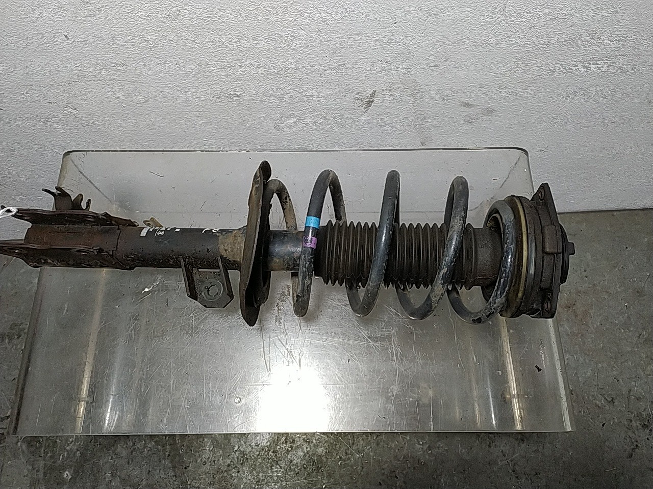 Amortecedor fte esq (20268478).