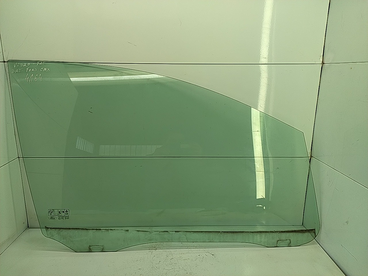 Vidro porta frente direita (166633).