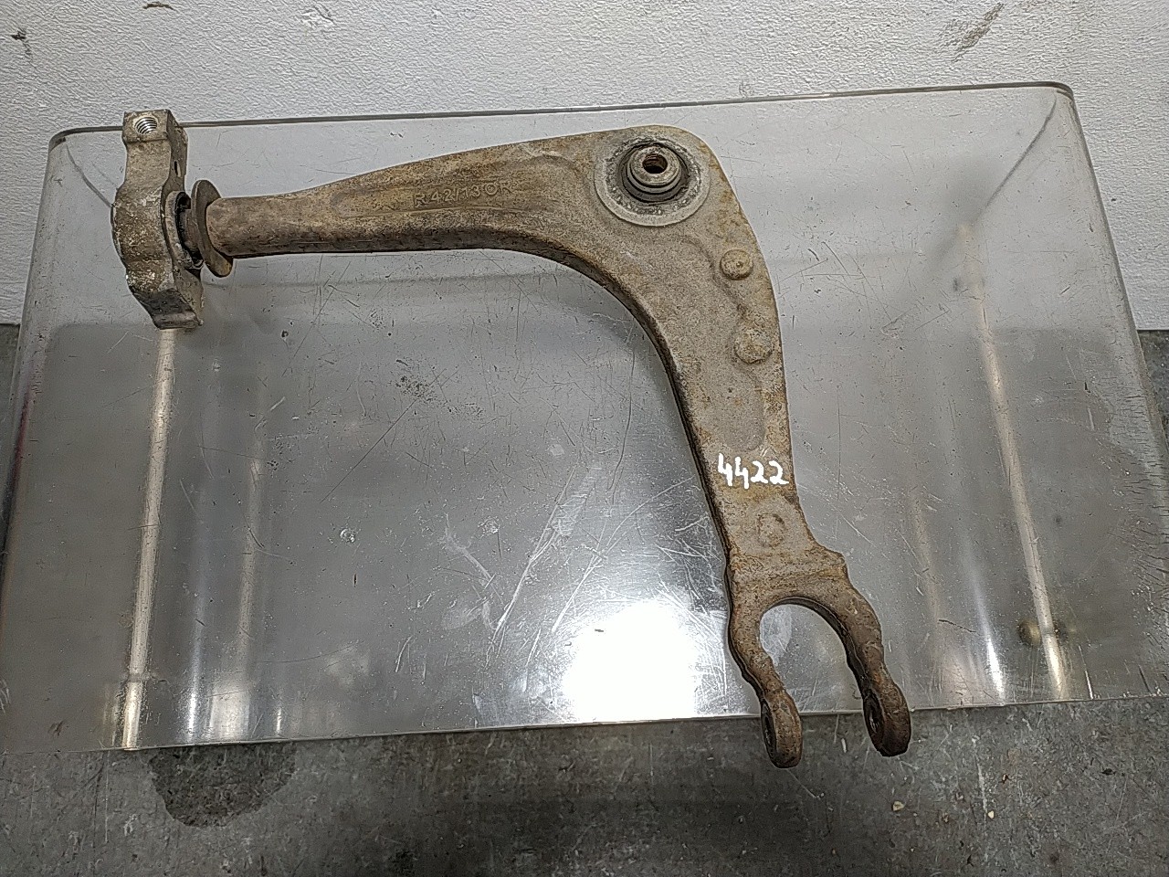 Braço suspensão frente direito (20267792).