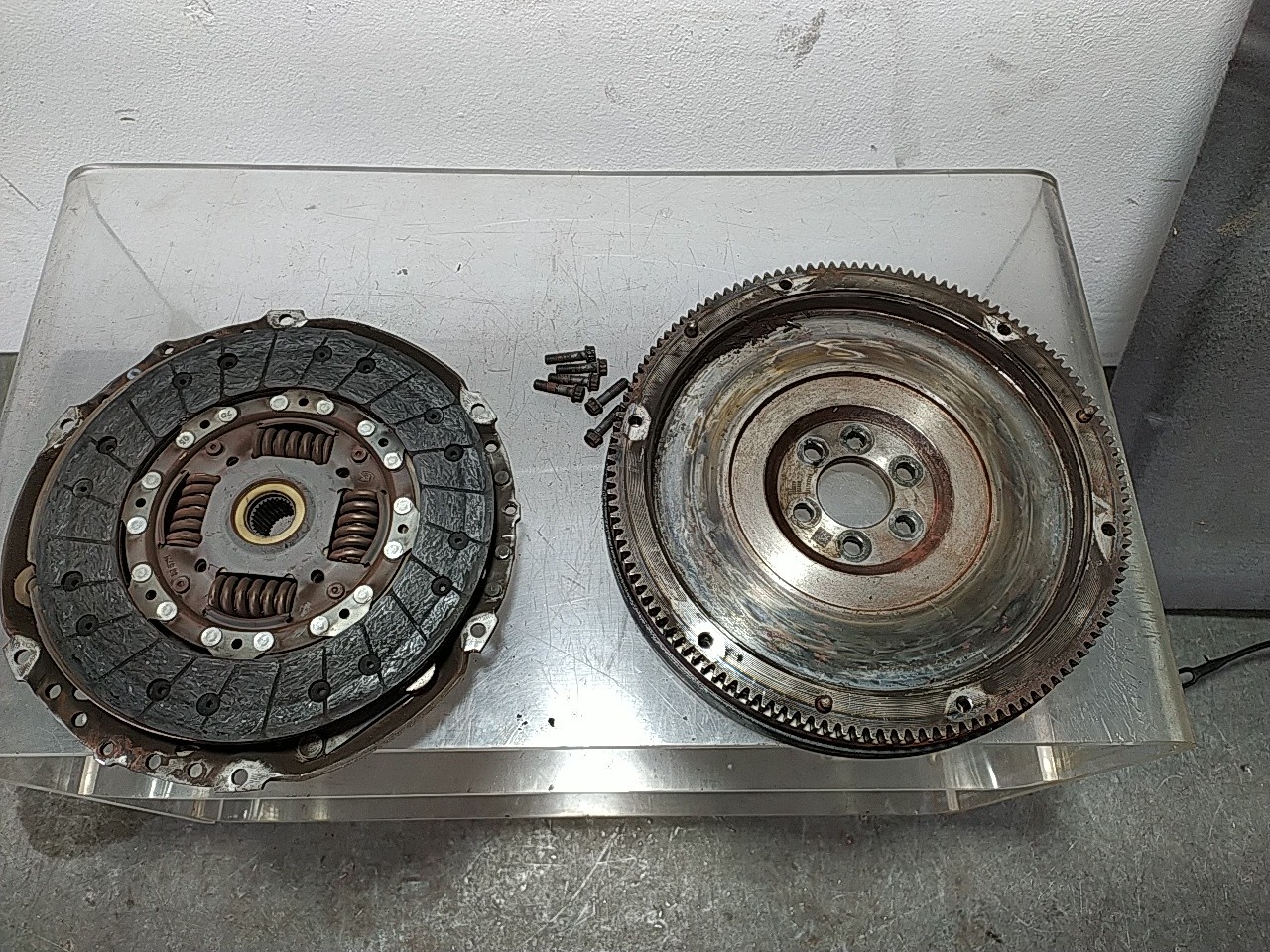 Volante do motor (20270772).