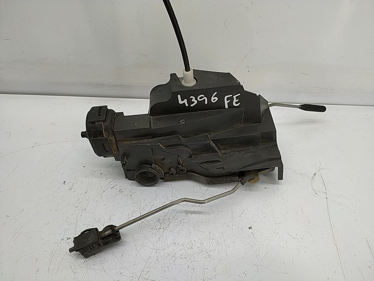 Fecho porta  fte esq (20257931).