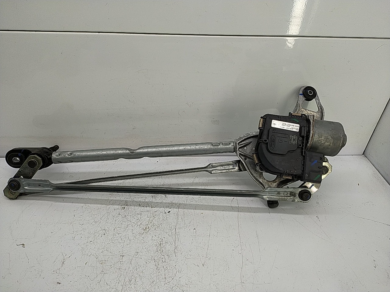 Mecanismo limpa para brisas (20270420).