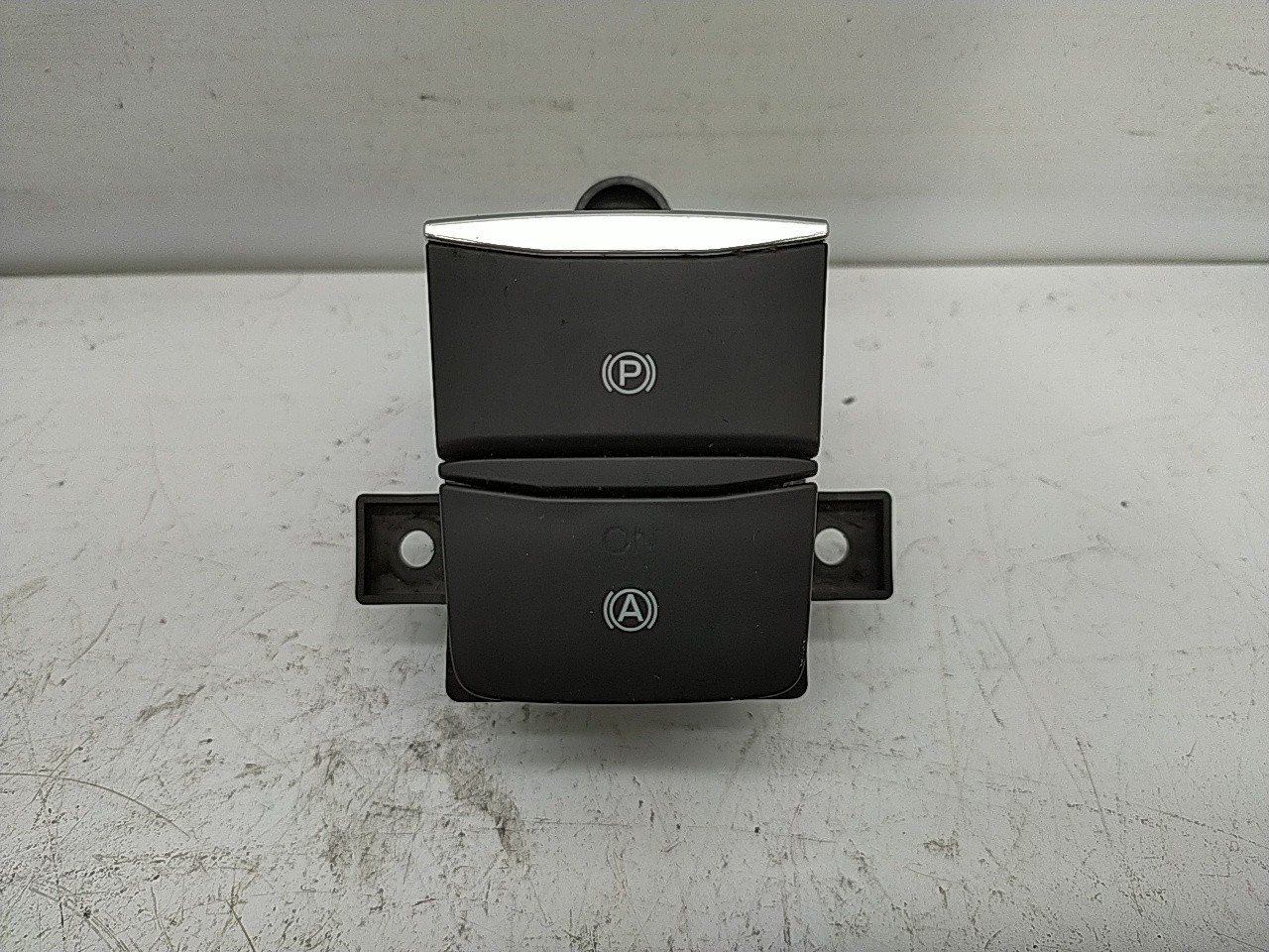 Interruptor travão mão (20272200).