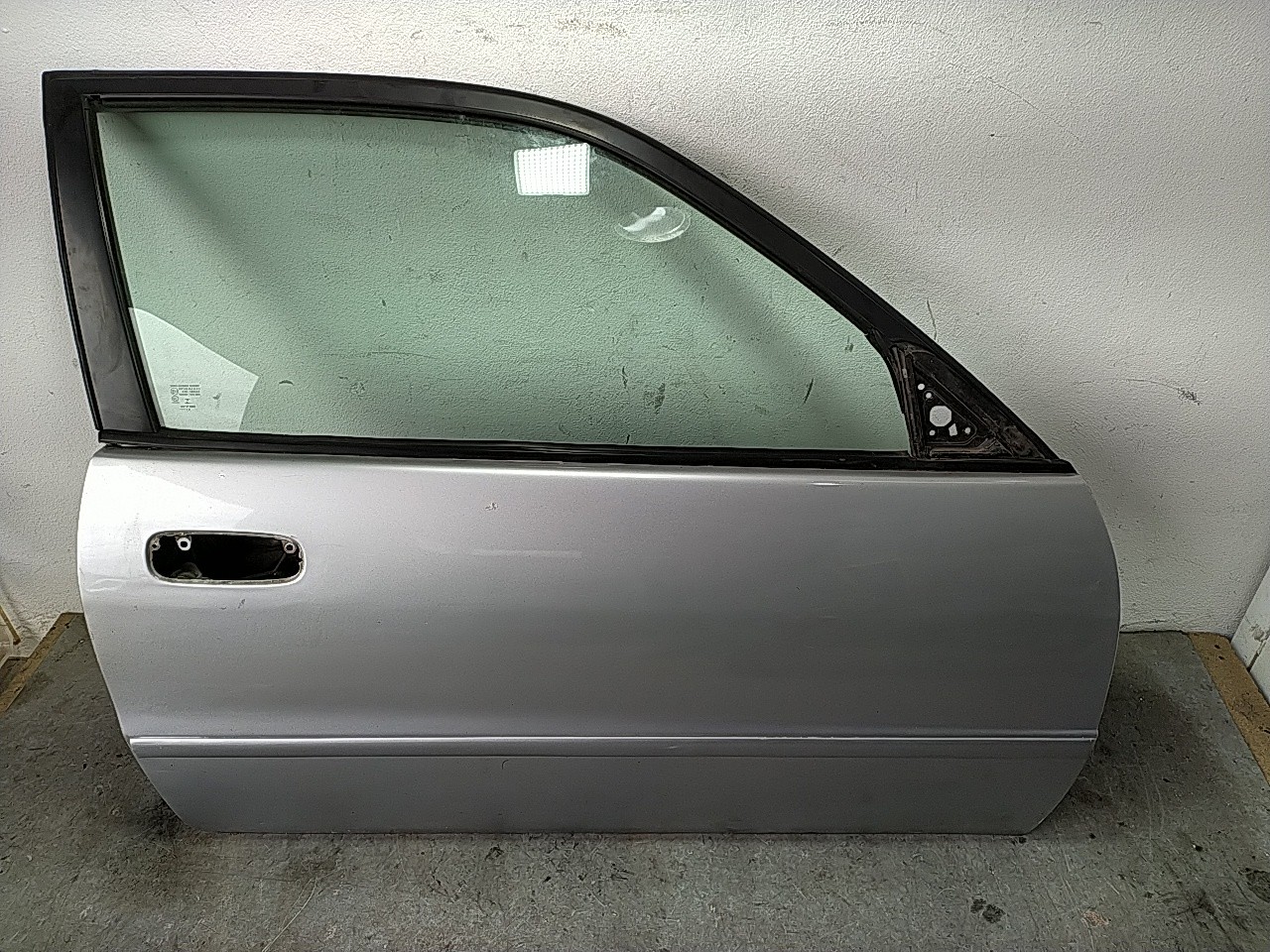 Porta frente direita (20270847).