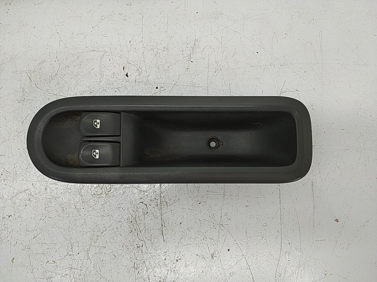 Interruptor vidros porta cond/pass (20262678).