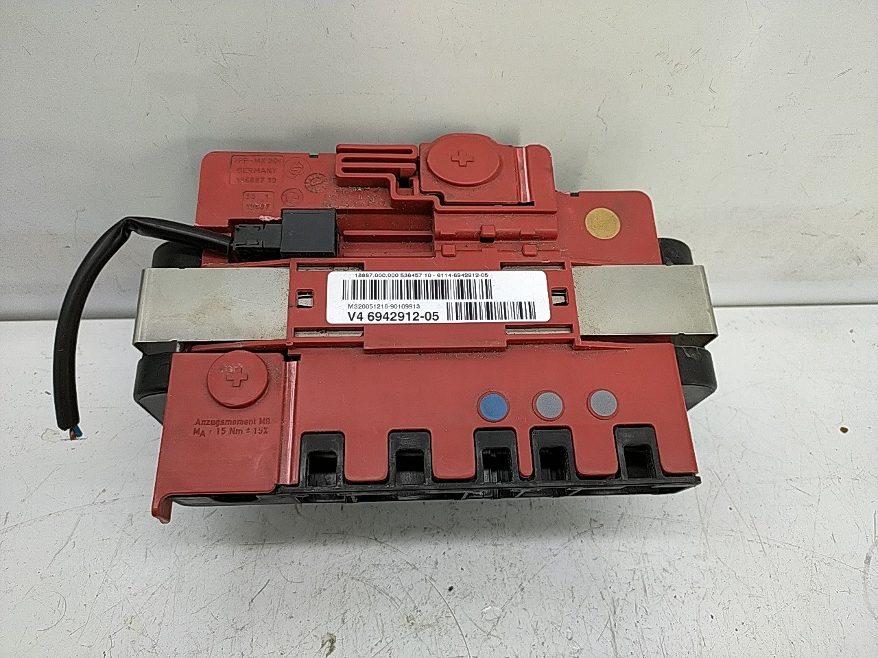 Caixa fusiveis (20272330).