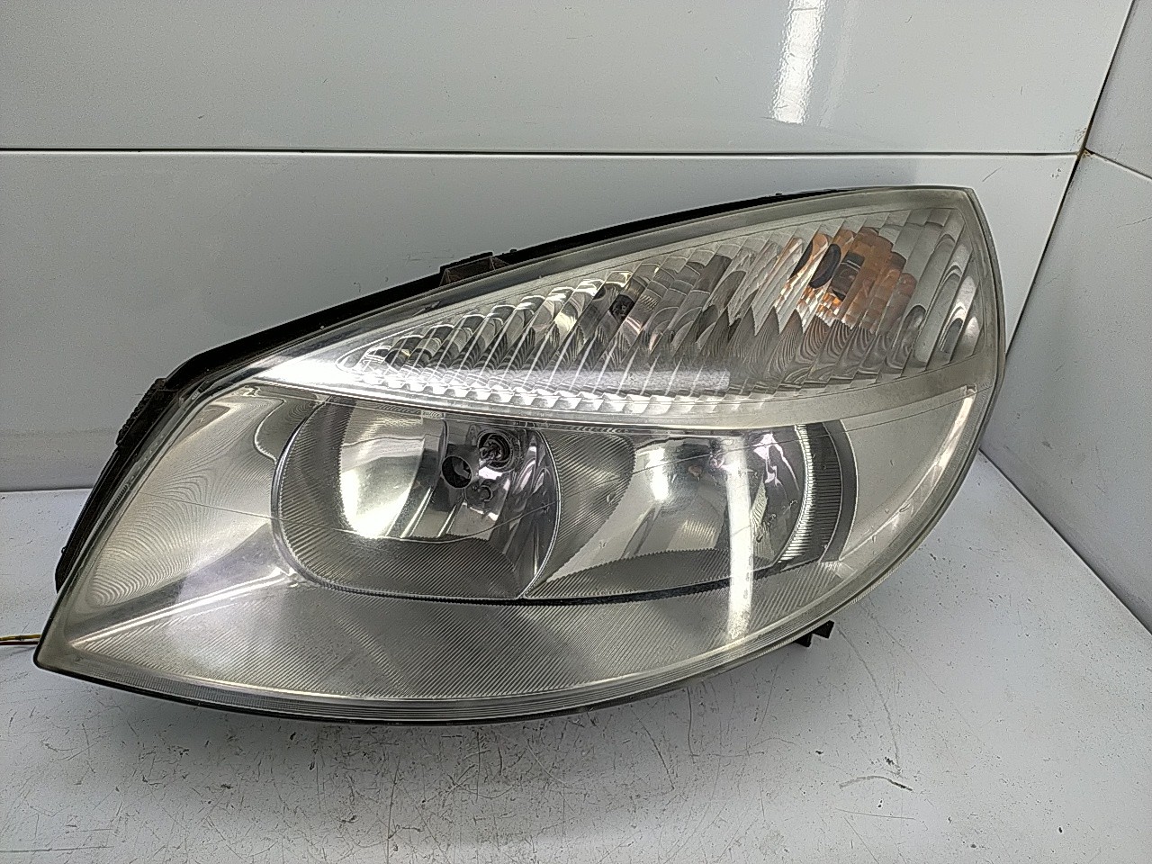 Farol esquerdo (20274585).