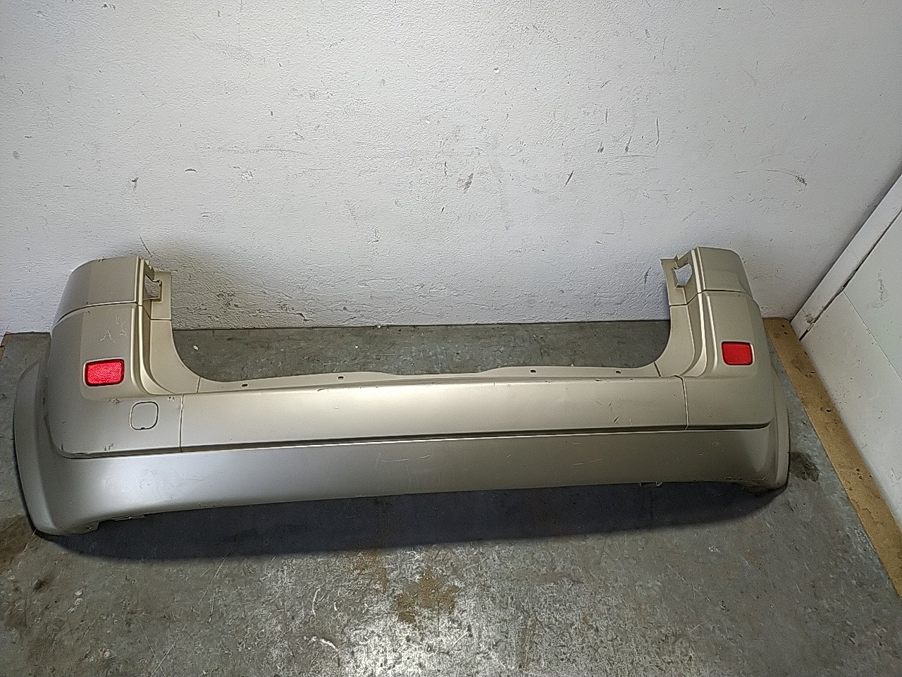 Para choques traseiro (20242506).