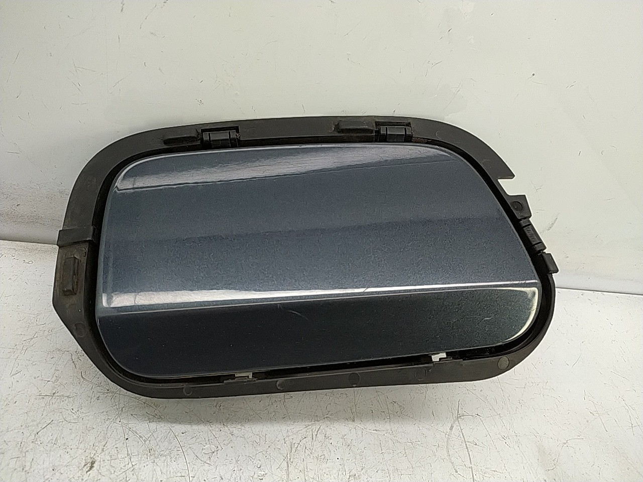 Porta de combustivel (20242807).