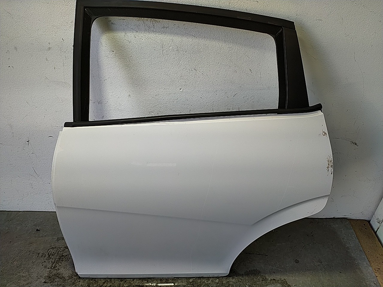 Porta tras esquerda (20246847).