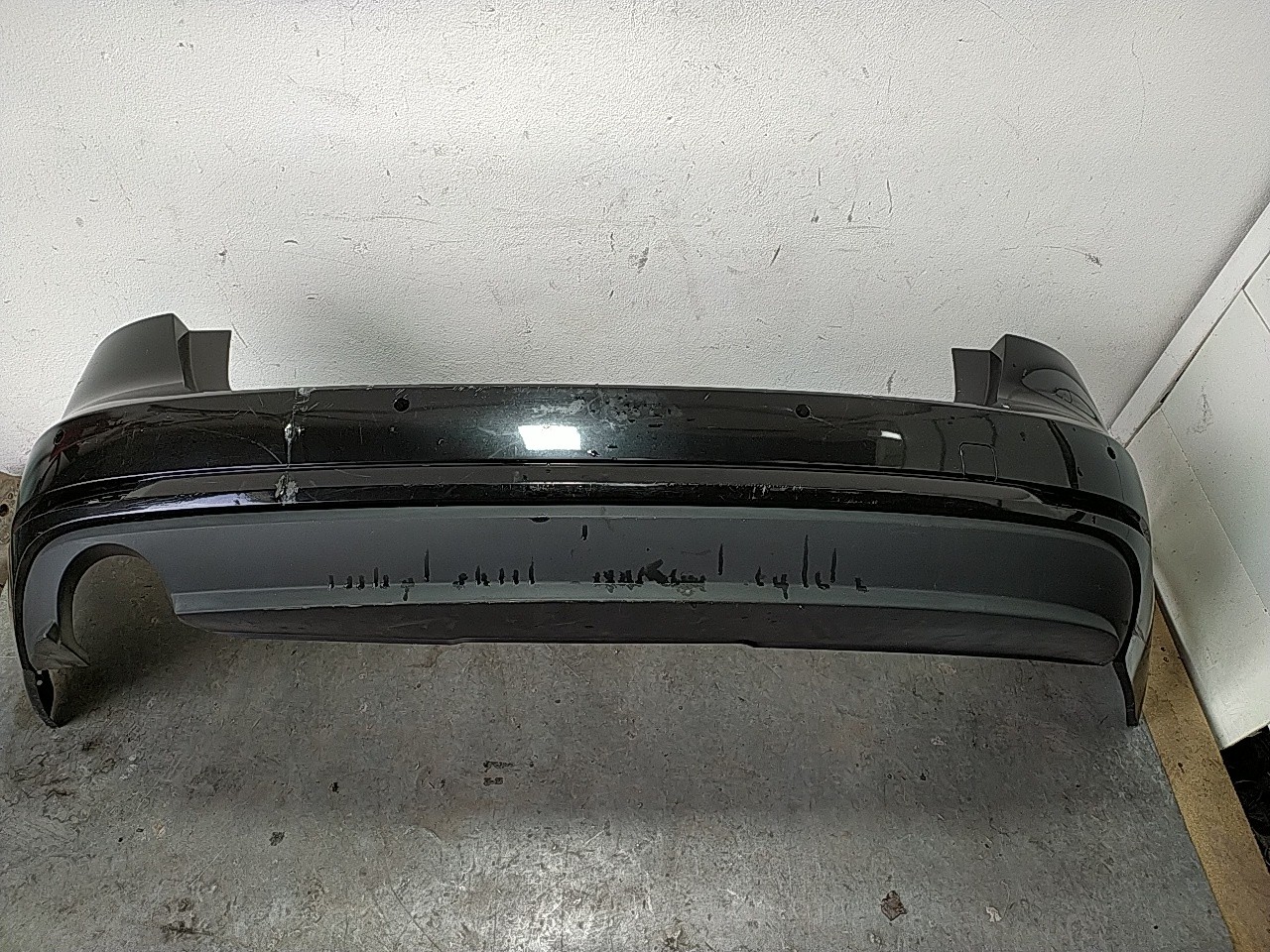 Para choques traseiro (20274645).