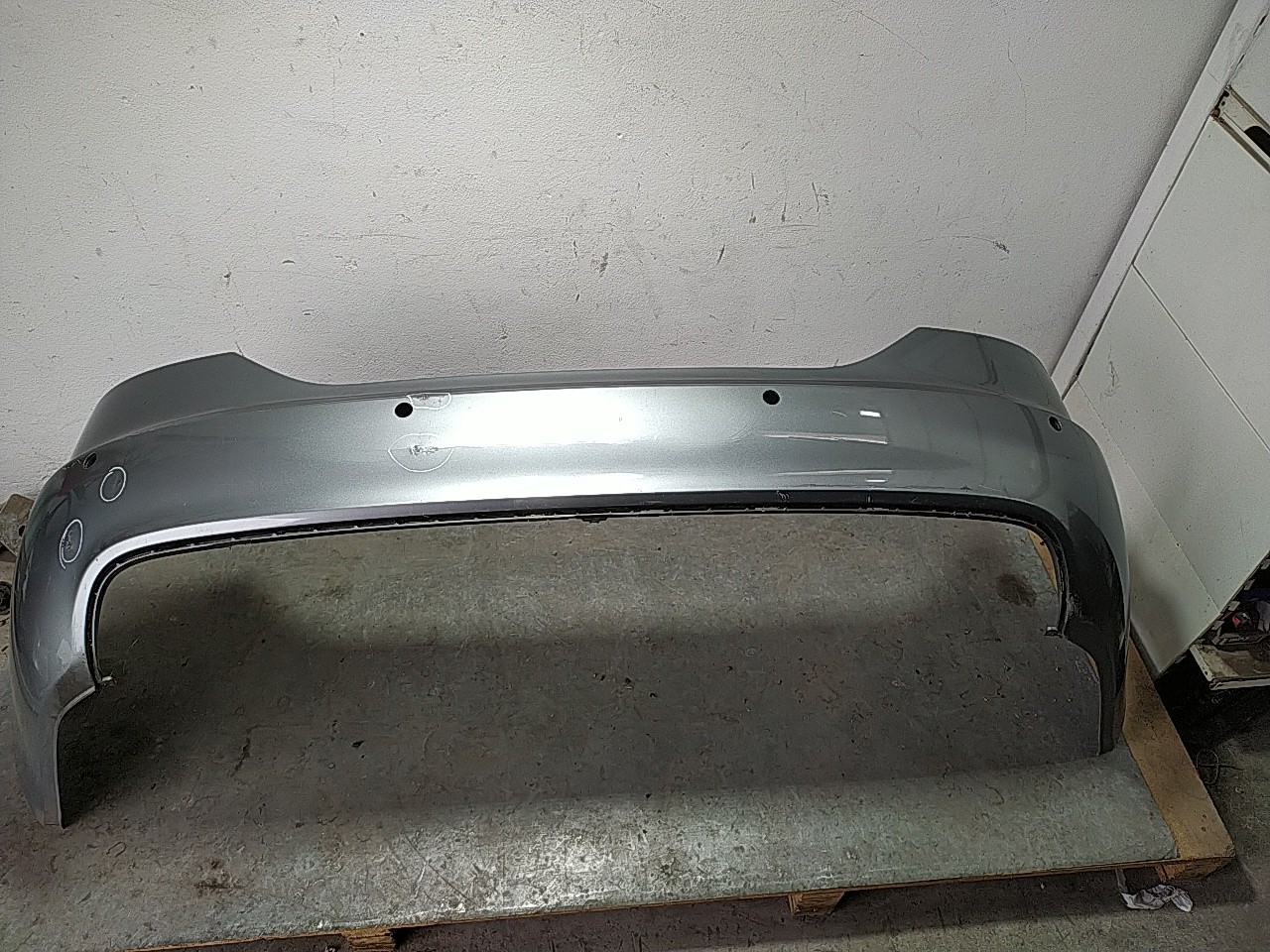 Para choques traseiro (20274662).