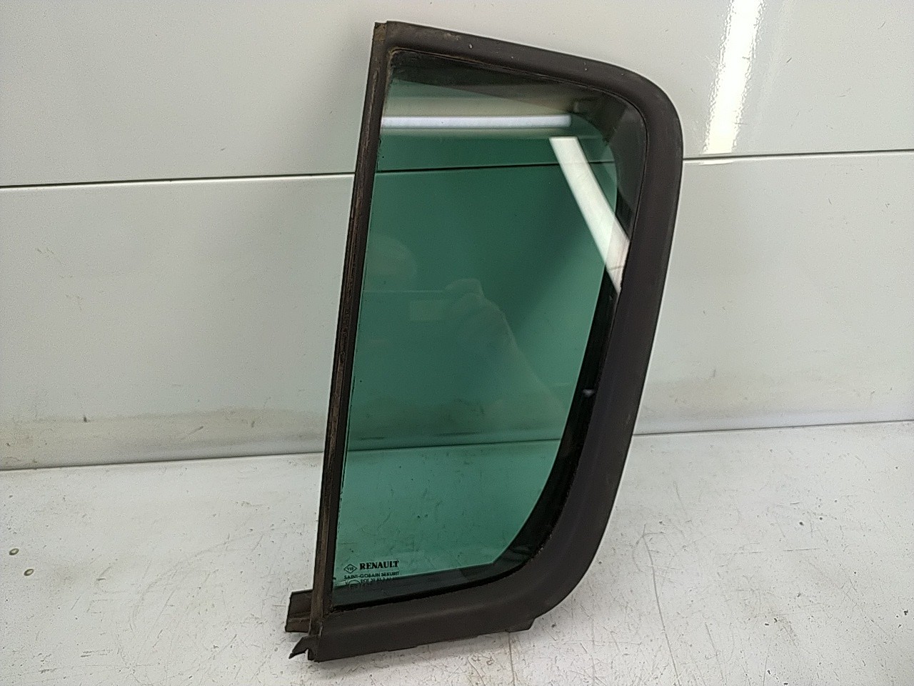 Vidro pequeno porta tras esquerda (20274690).