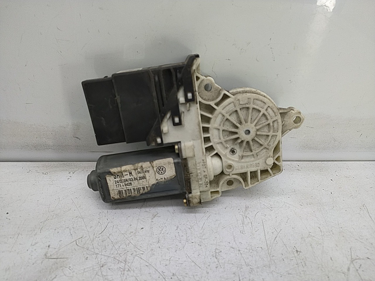 Elevador elect tras dto